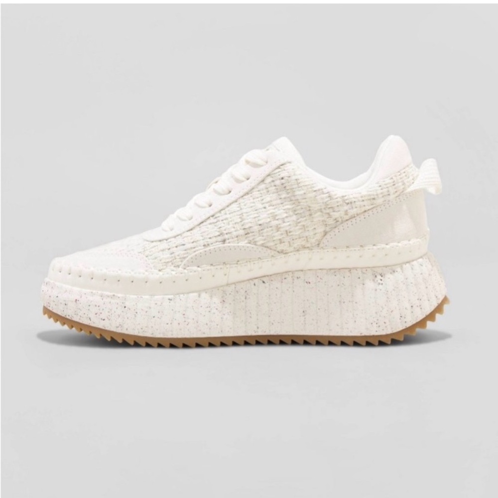 Universal Thread Cream Platform Sneakers